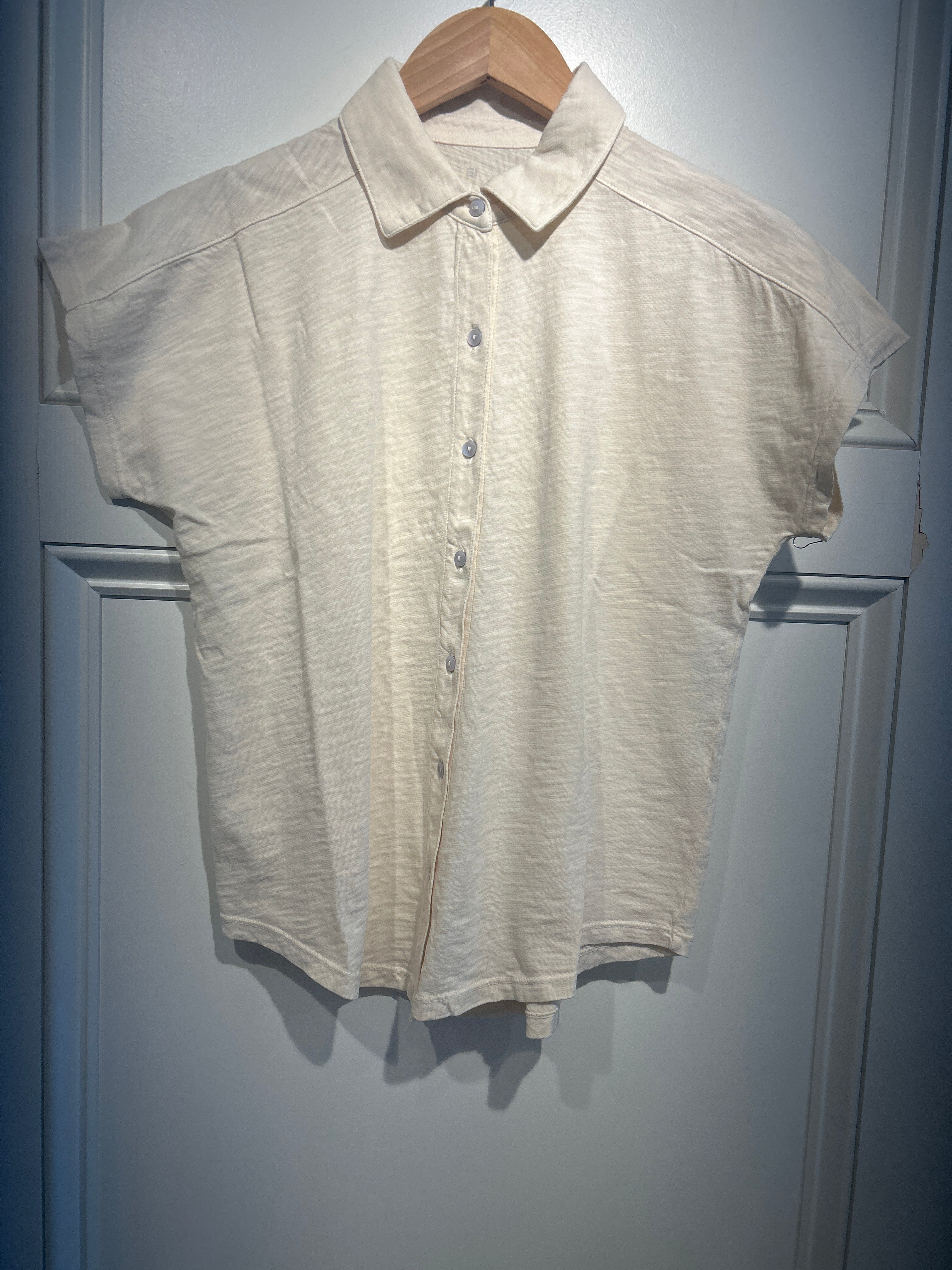 Elliott Lauren Knit Button Down Short Sleeve Top