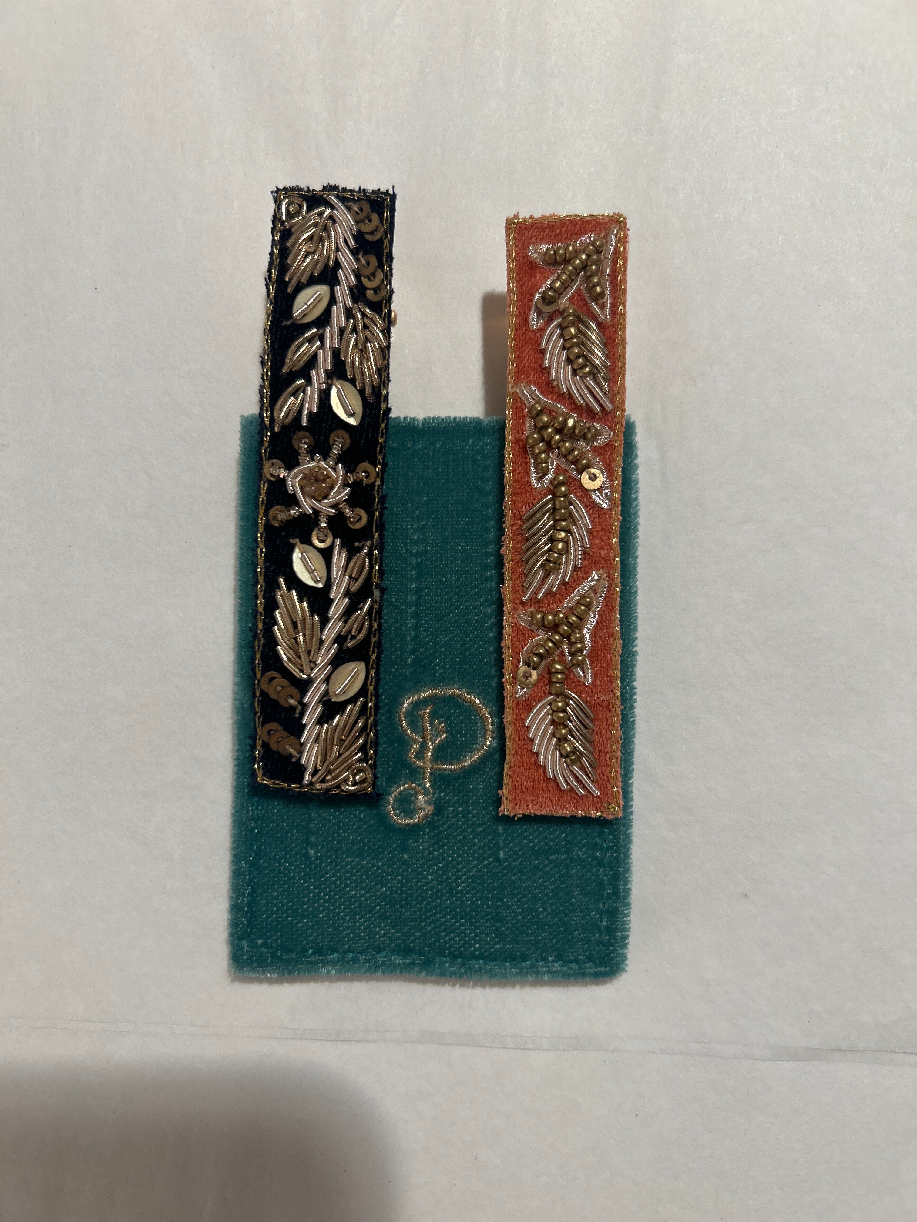 Powder Embellished Hair Clips