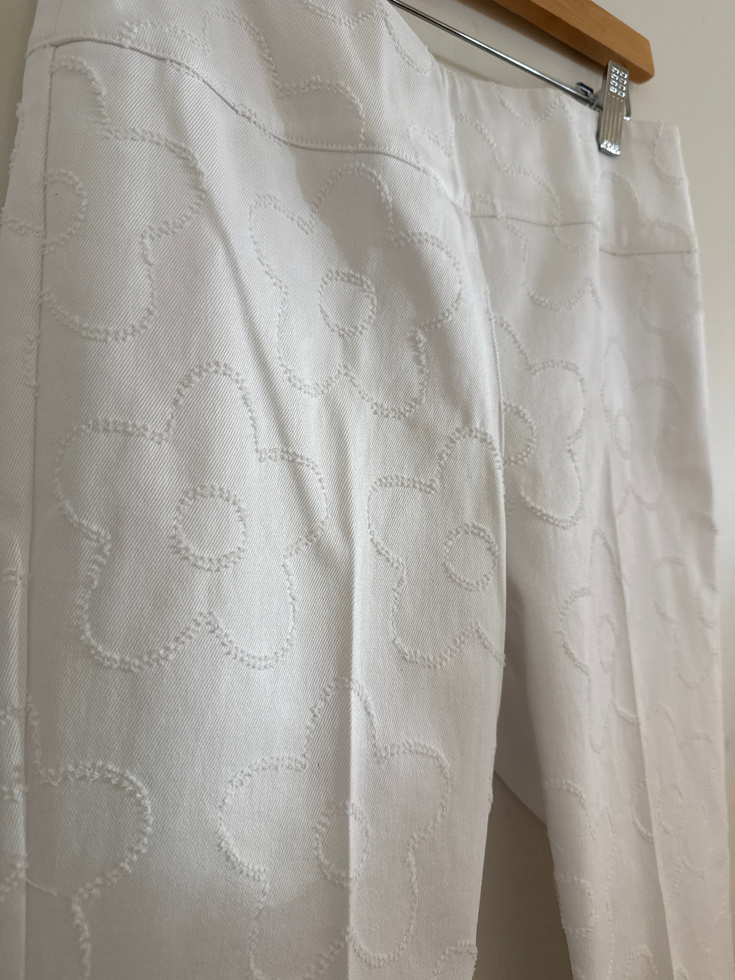 Elliott Lauren White Embroidered Denim Pant