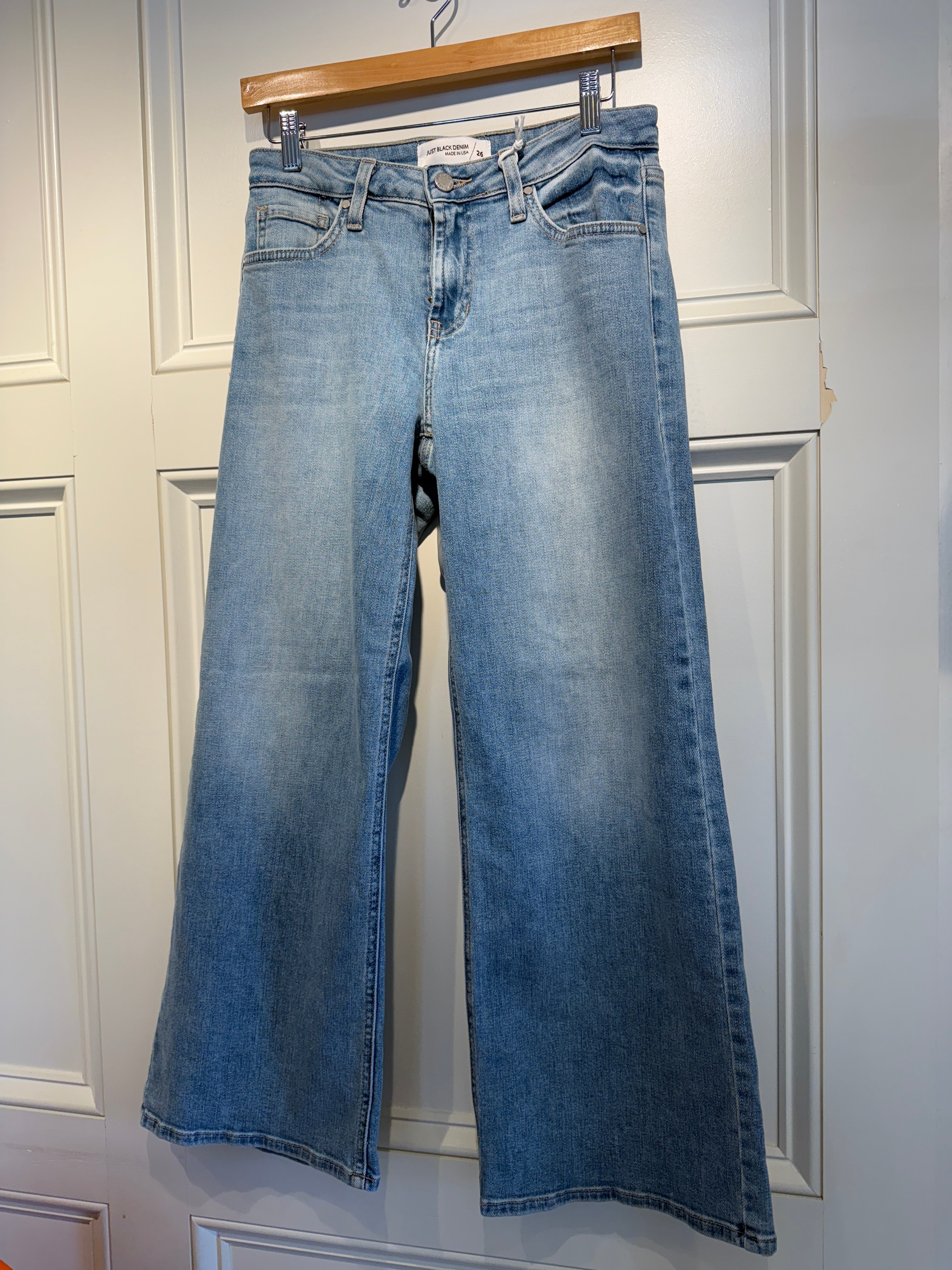 JBD Mid Rise Slim Wide Leg Jean