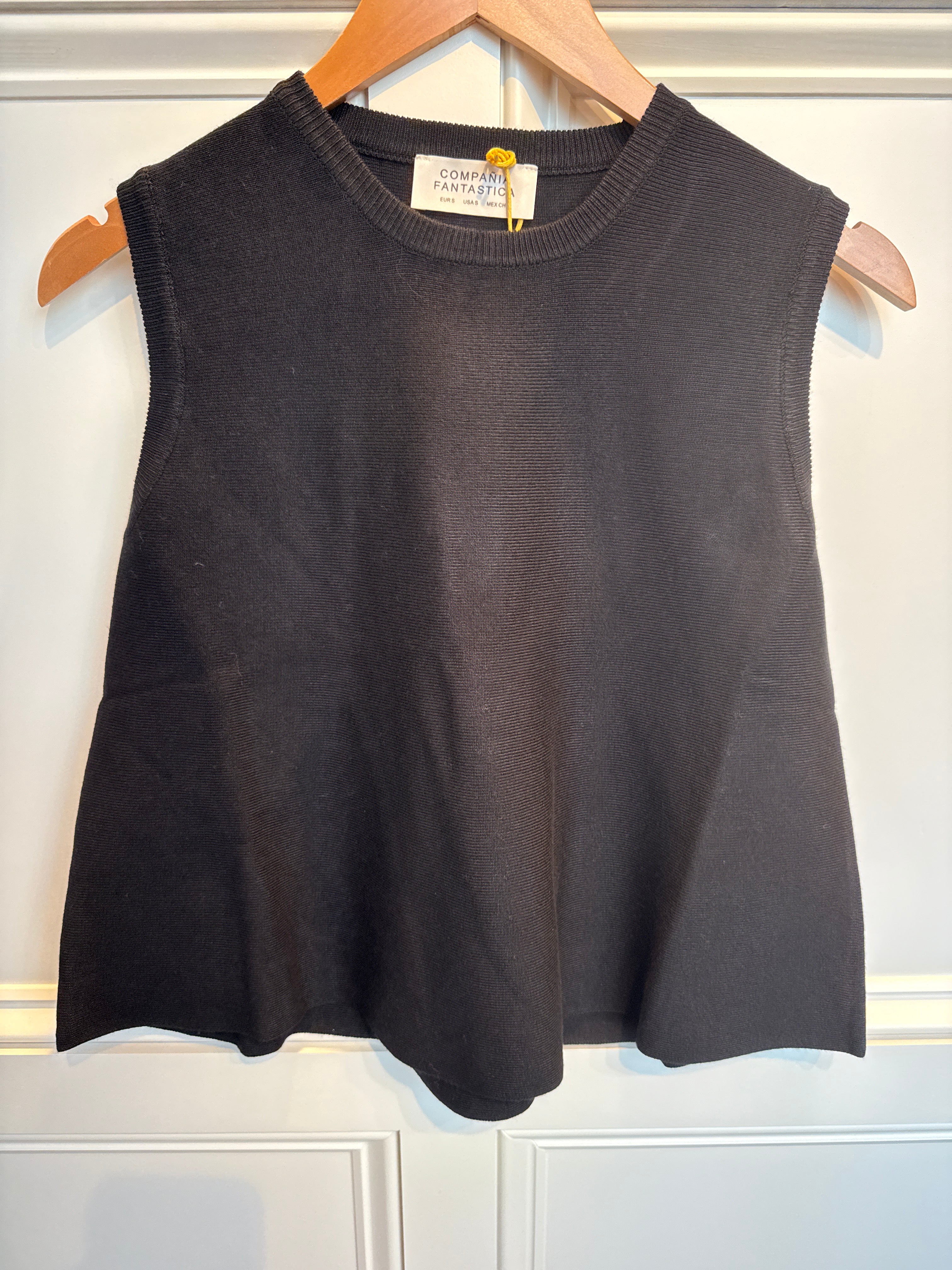 Compania Fantastica Sweater Tank Black