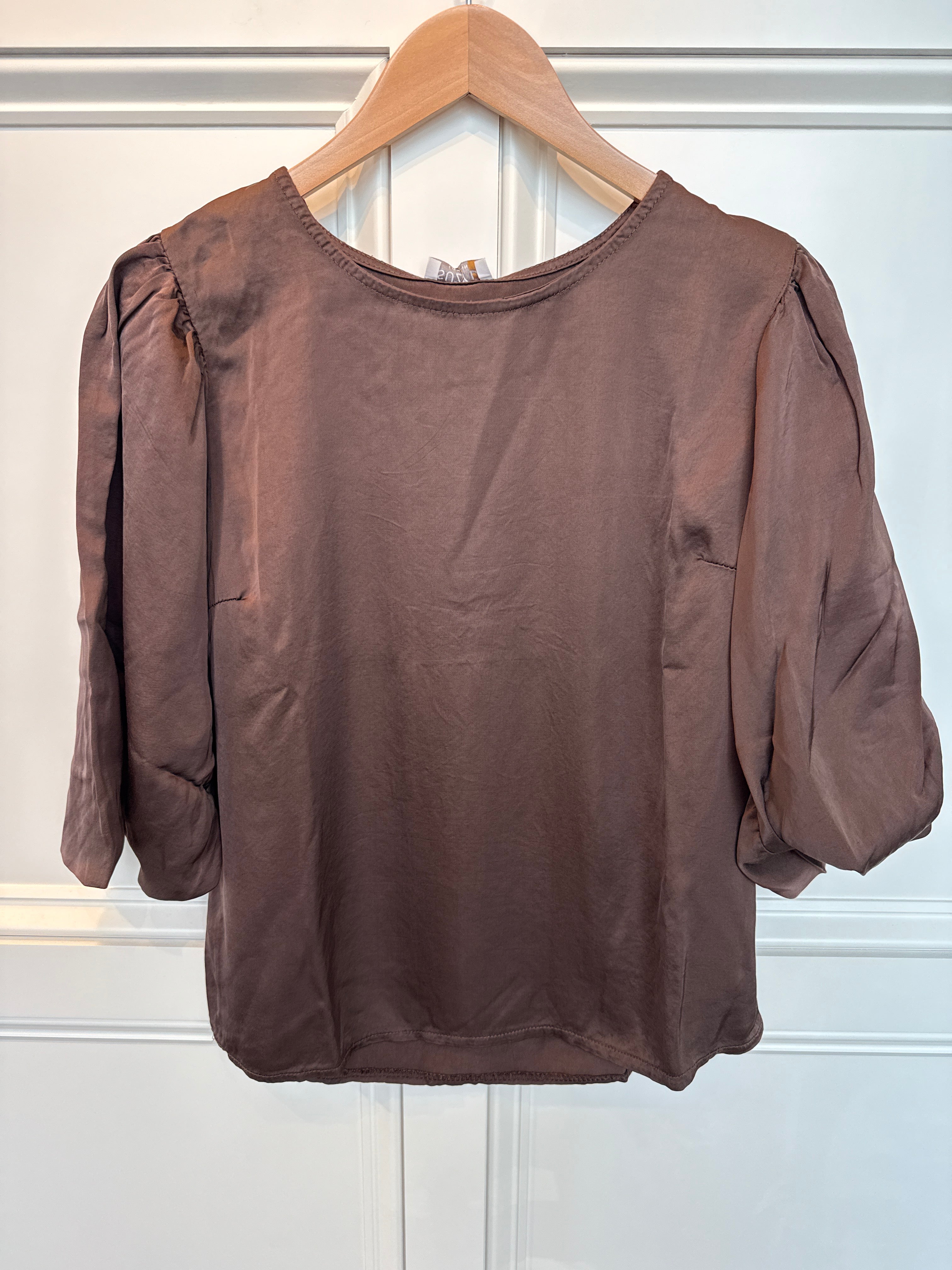 SD Gina Satin Top Chocolate